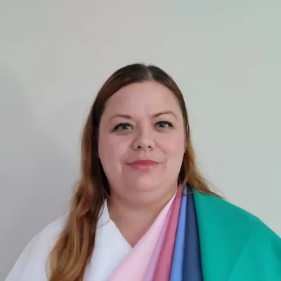 Värianalyysin asiakas Annemari
